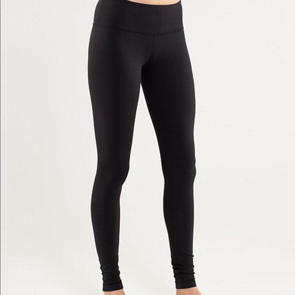 LIKE NEW LULULEMON LEGGINGS